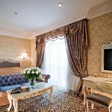 Royal Hotel&spa Geneva Resort Truskavets