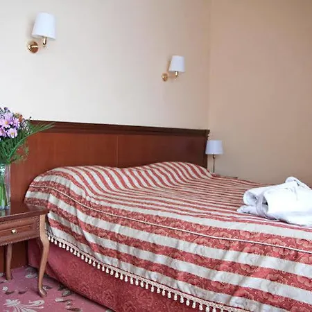 Royal And Geneva Resort 5*