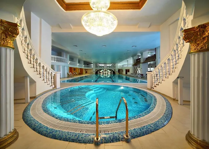 Resort Royal And Geneva Truskavec'