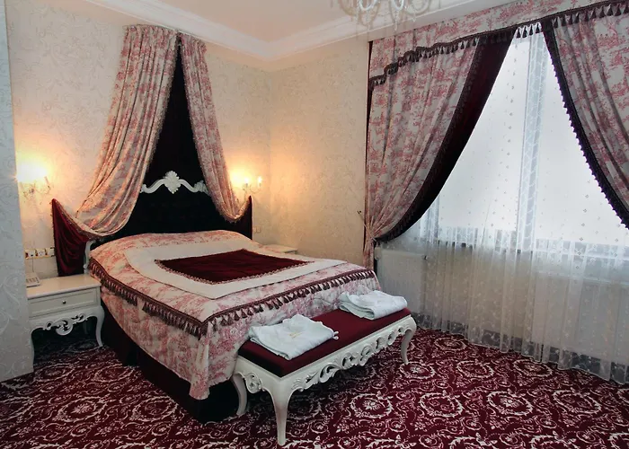 Royal And Geneva 5* Τρούσκαβετς